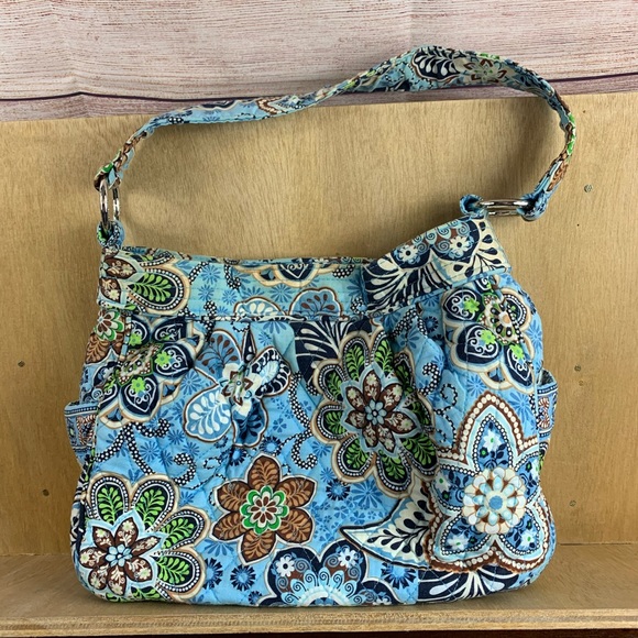 Vera Bradley Handbags - Vera Bradley "Bali Blue" Single Handle Bag